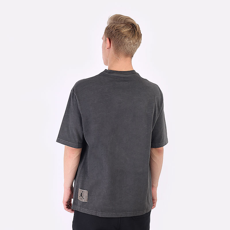 Мужская футболка Jordan Flight Heritage 85 Tee (DA9891-010)  - цена, описание, фото 6